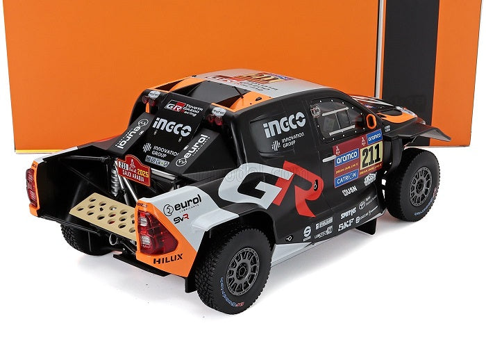 Toyota GR DKR Hilux Evo #211 L.Henk - C.Brett 2nd Rally Dakar 2025 - 1/18 Ixo Modelcars