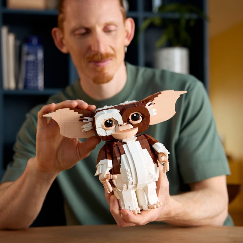 LEGO Ideas 21361 - Gremlinii: Gizmo (1125 piese)