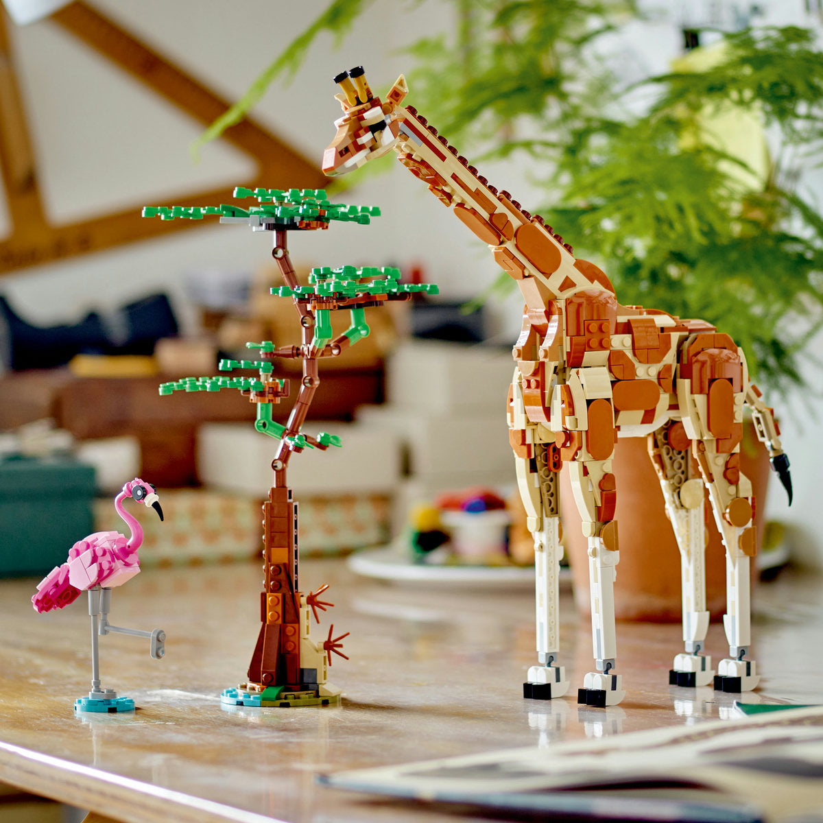 LEGO Creator 3 in 1  31150 - Animale salbatice din safari (780 piese)