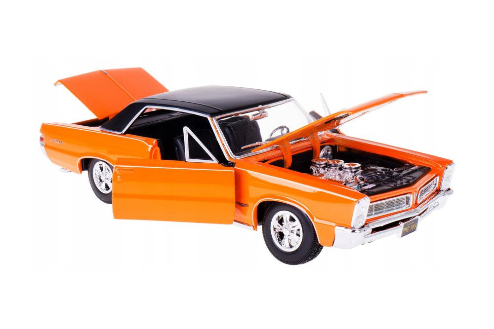Pontiac GTO 1965 portocaliu/negru - 1/18 Maisto