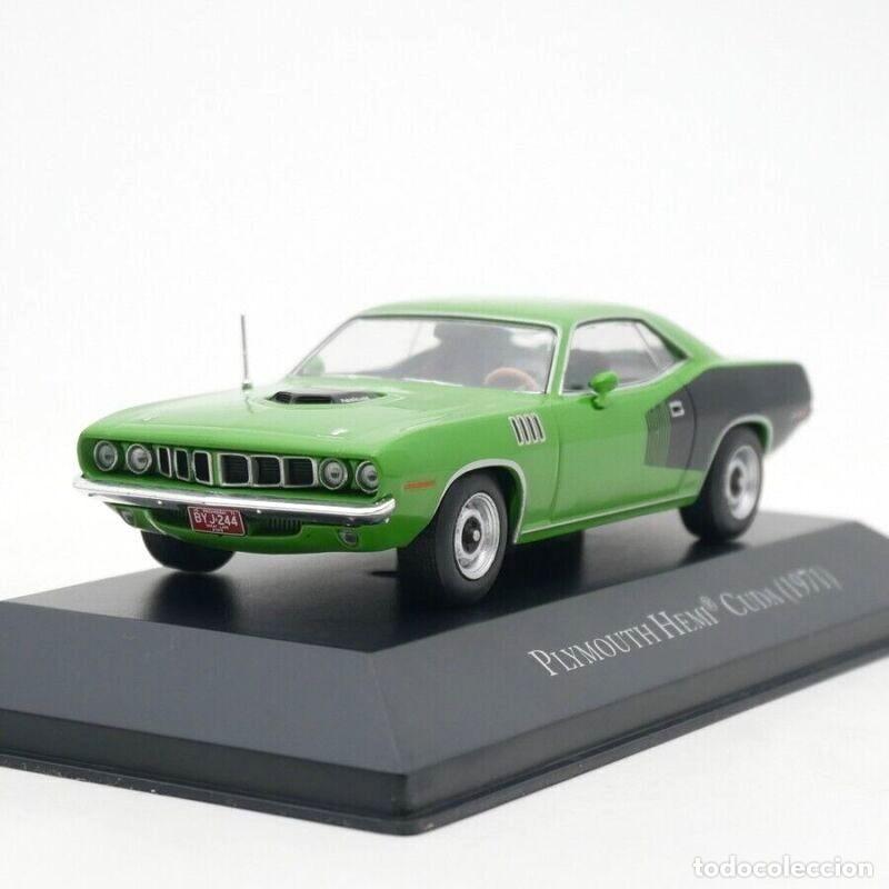 Macheta Plymouth Hemi Cuda 1971 cu vitrina plexiglass - 1/43 Altaya