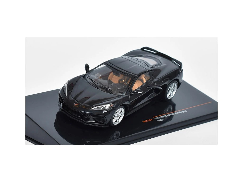 Chevrolet Corvette Stingray 2020 cu vitrina plexiglass - 1/43 Ixo Models