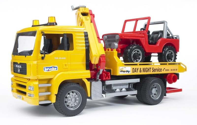 BRUDER 02750 - Camion de tractare MAN cu masina de teren Jeep