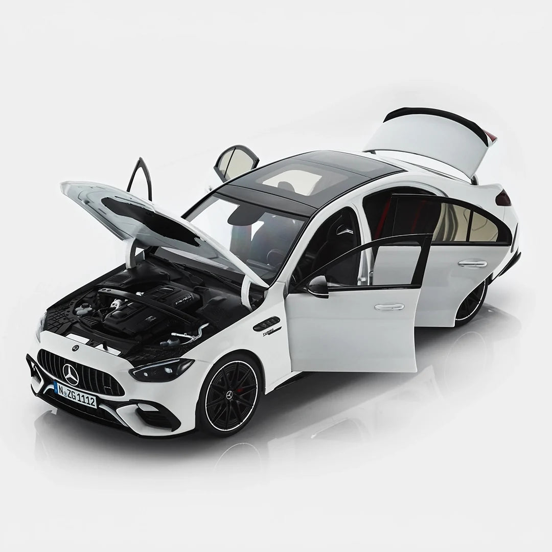 Mercedes AMG C63 S E Performance alb - 1/18 NZG
