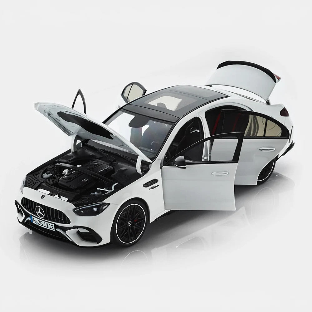 Mercedes AMG C63 S E Performance alb - 1/18 NZG