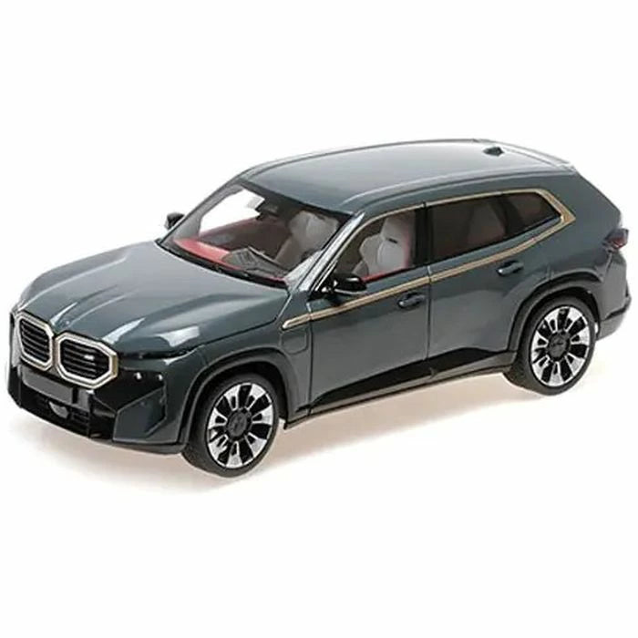 BMW XM 2023 green metallic - 1/18 Minichamps