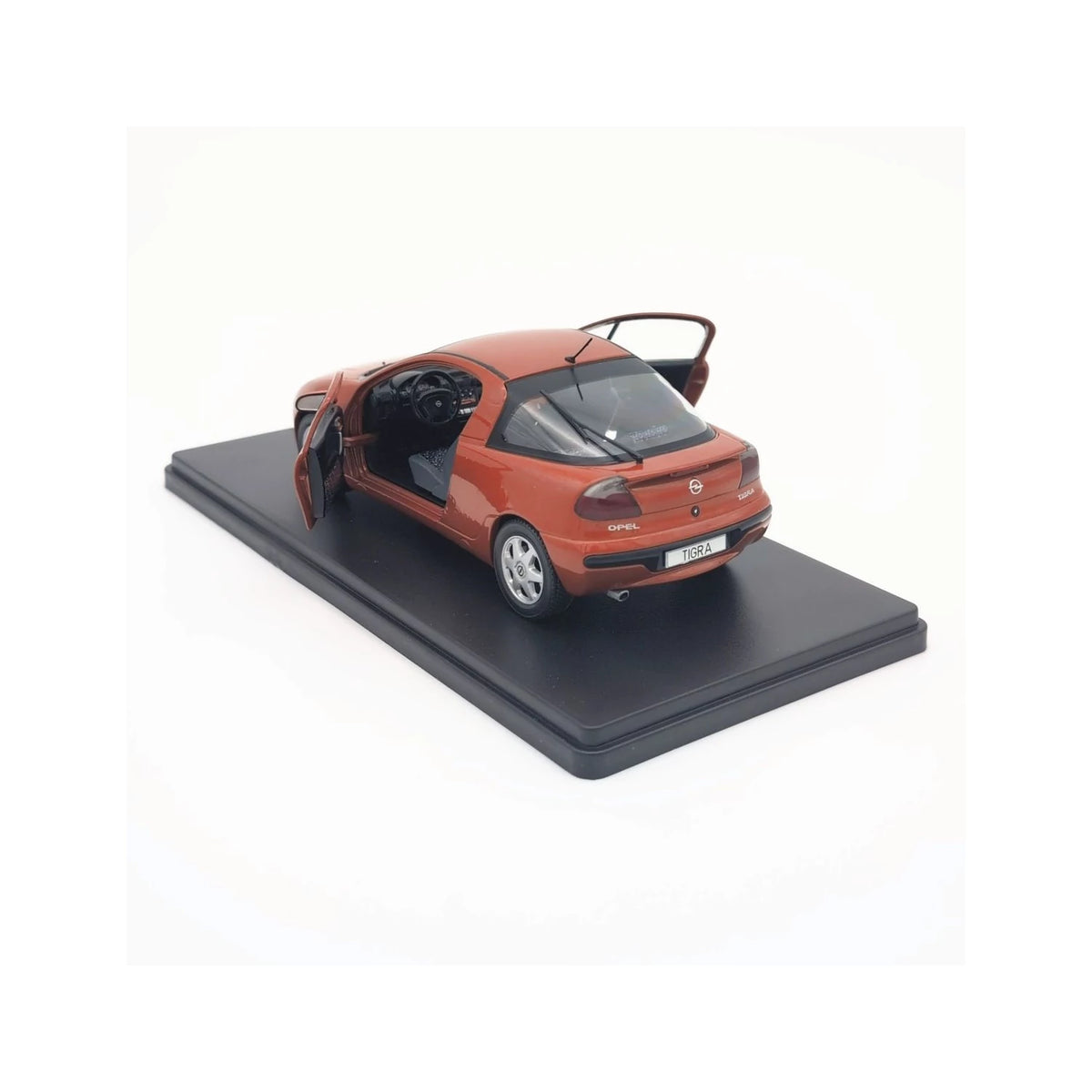 Opel Tigra 1994 - 1/24 Whitebox