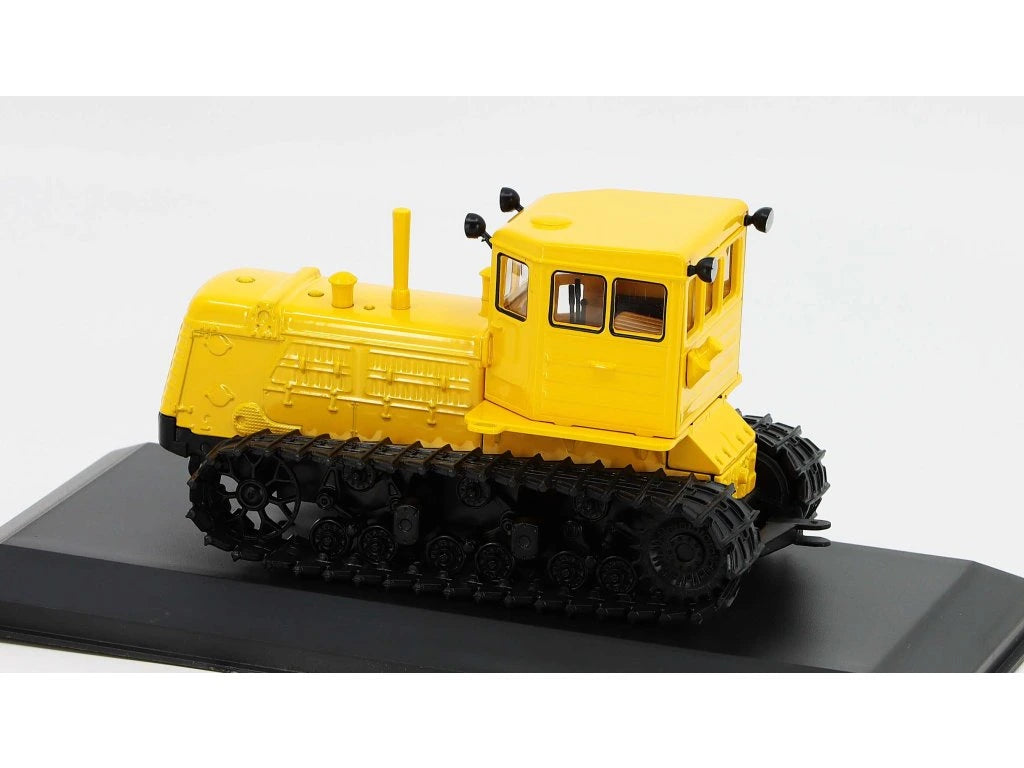 Utilaj Vladimirets T-180 tractor 1965 - 1/43 Edicola