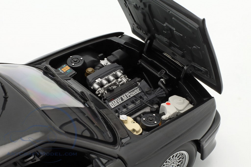 BMW M3 E30 Street 1987 negru metalic - 1/18 Minichamps