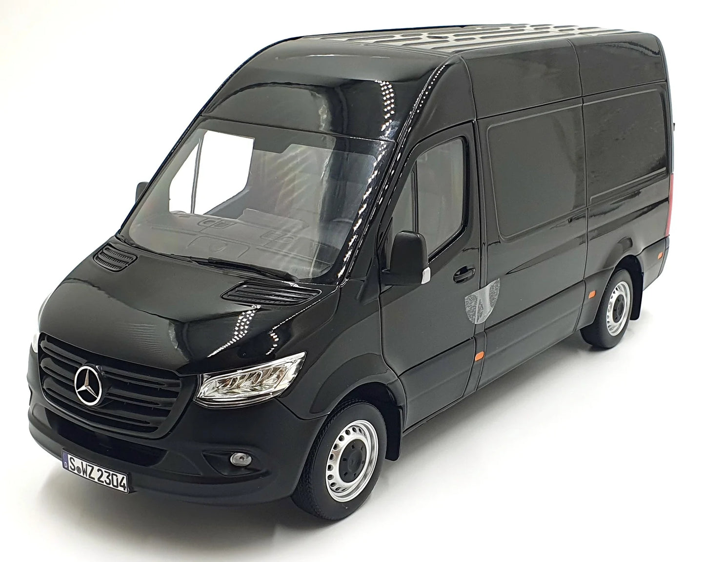 Mercedes-Benz Sprinter 2018 negru - 1/18 Norev
