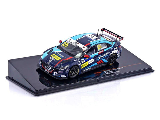 Hyundai Elantra N TCR #26 WTCR Portugal 2021 J. Bäckmann cu vitrina plexiglass - 1/43 Ixo Models