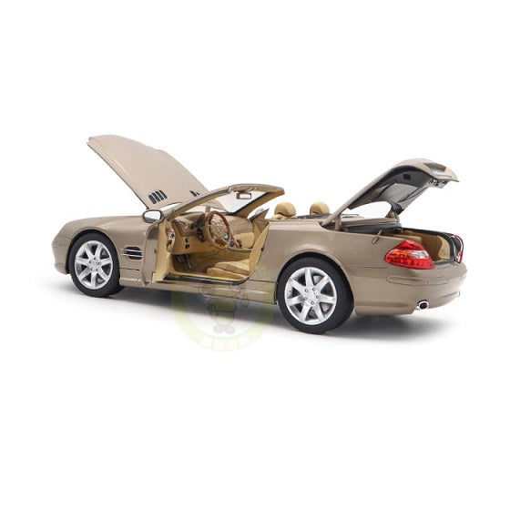 Mercedes-Benz SL 500 2003 Type R230 travertin beige metallic - 1/18 Norev