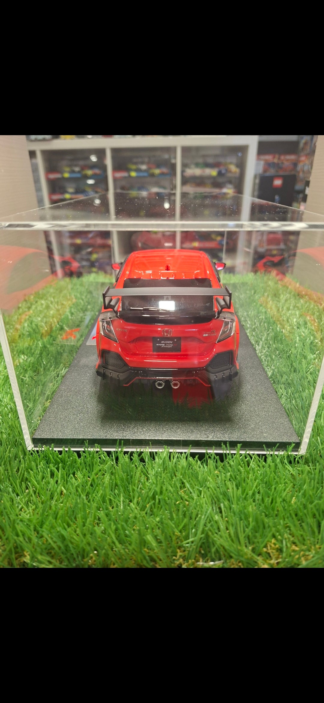 Honda Civic Mugen Type R rosie cu vitrina plexiglass - 1/18 Pop Race