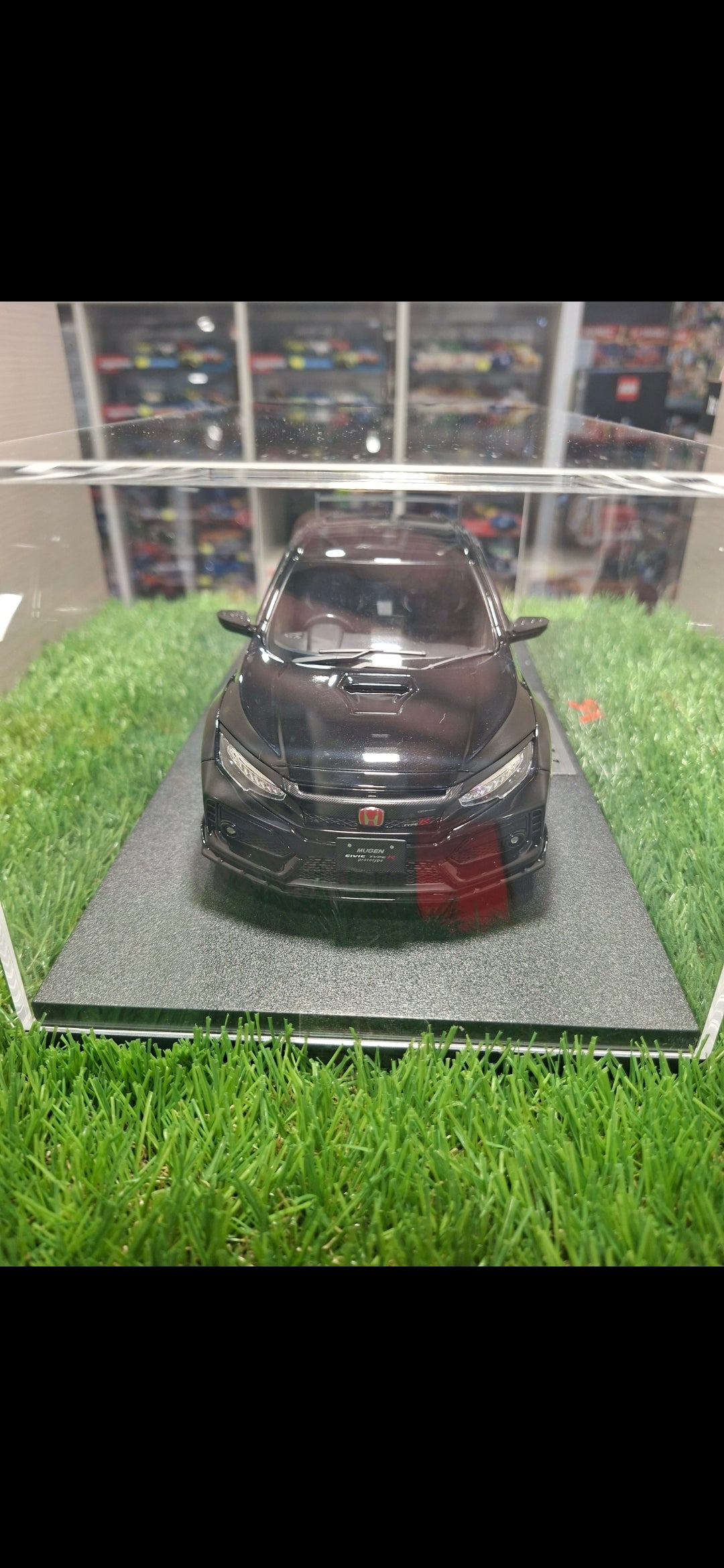 Honda Civic Mugen Type R neagra cu vitrina plexiglass - 1/18 Pop Race