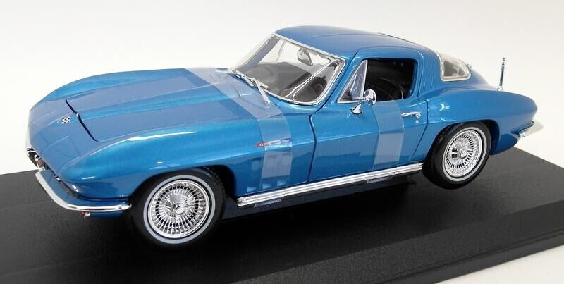 Chevrolet Corvette 1965 bleu - 1/18 Maisto