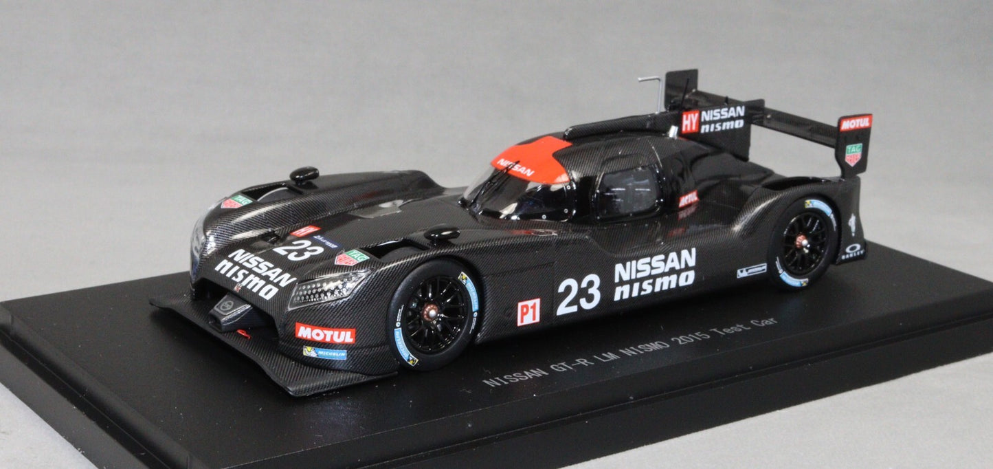 Nissan GT-R LM Nismo 2015 Test Car #23 cu vitrina plexiglass - 1/43 Ebbro