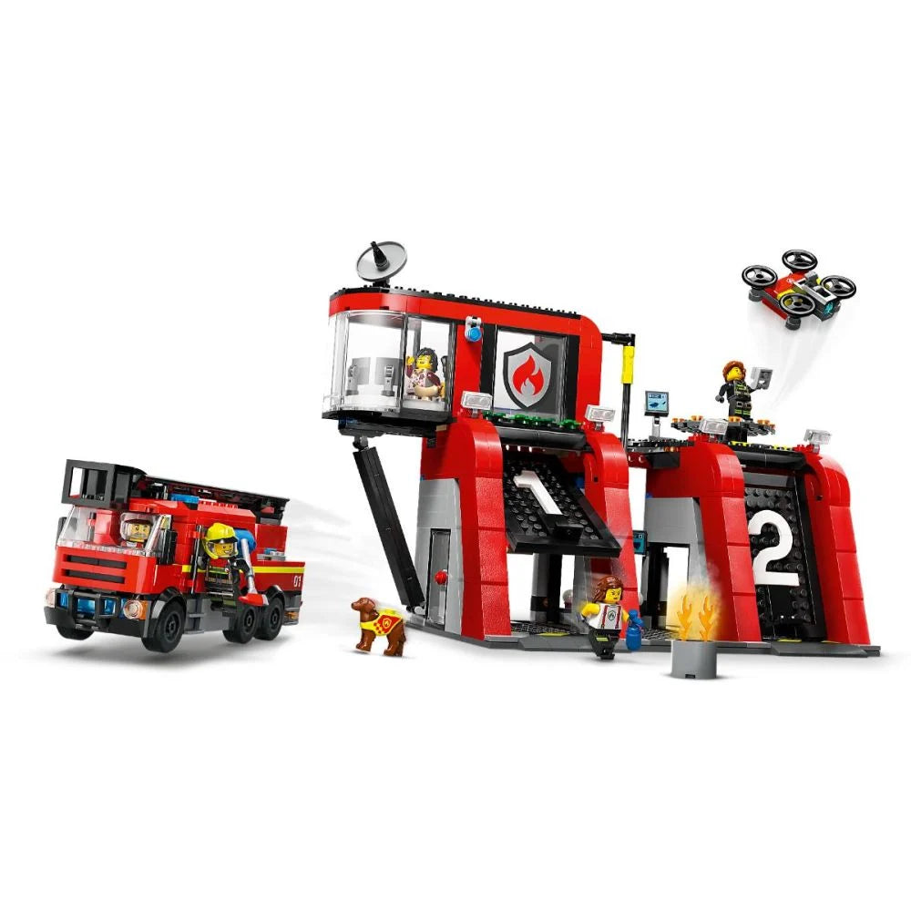 LEGO City 60414 - Statie si camion de pompieri (843 piese)