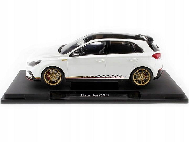 Hyundai i30 N alb - 1/18 Model Car Group