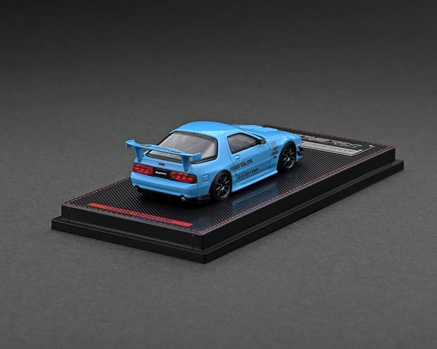 Mazda RX-7 RE Amemiya light blue cu vitrina plexiglass - 1/64 Ignition Model