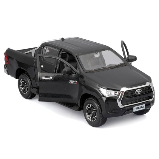 Toyota Hilux neagra - 1/27 Maisto