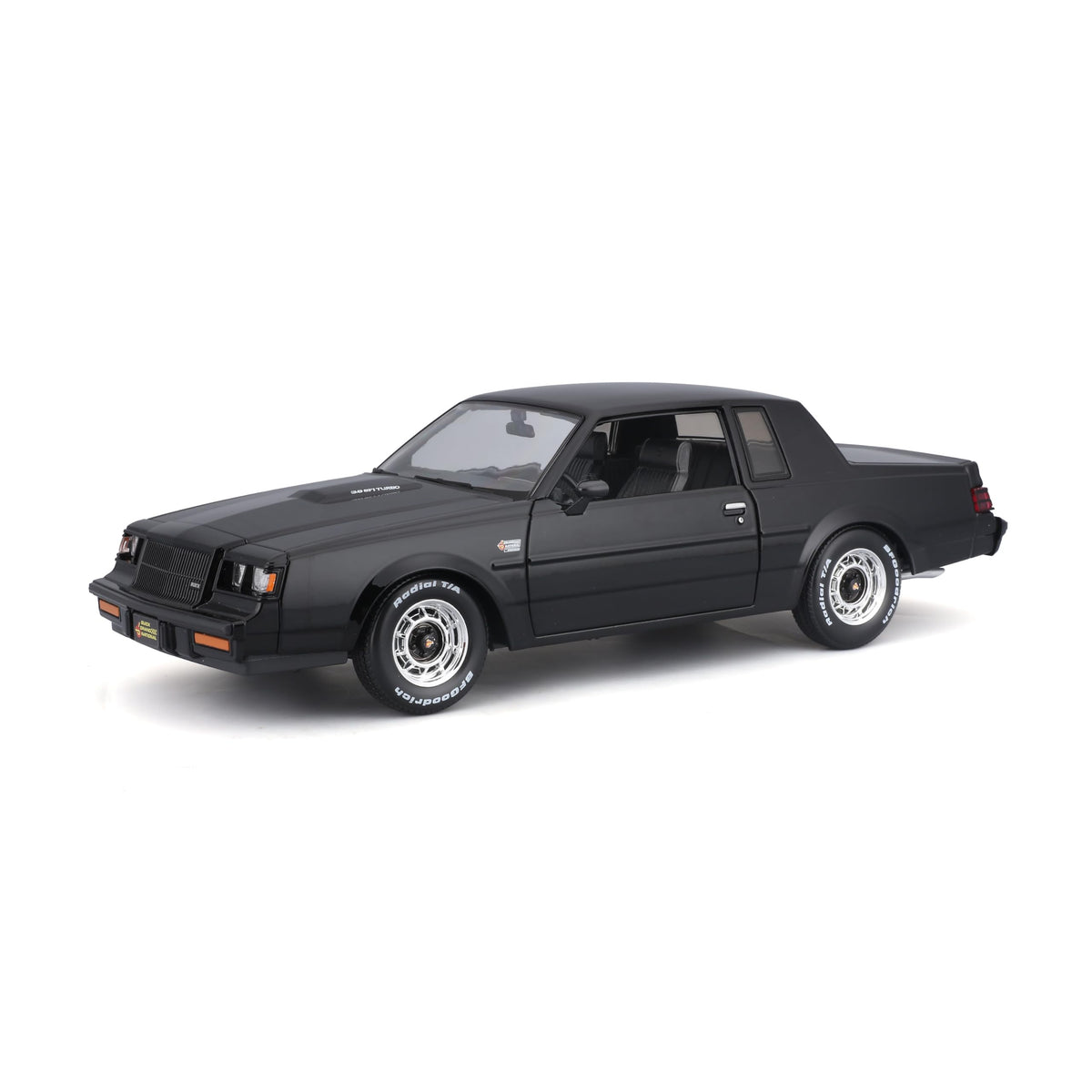 Buick Grand National 1987 negru - 1/18 Maisto