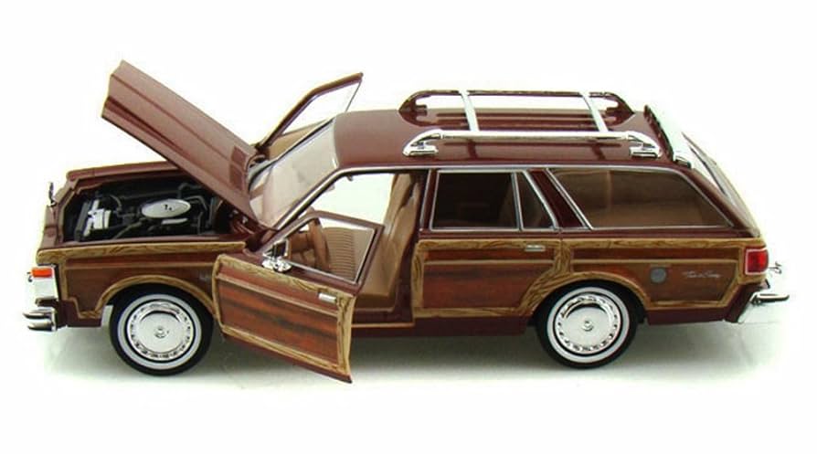 Chrysler LeBaron 1979 Town & Country - 1/24 MotorMax