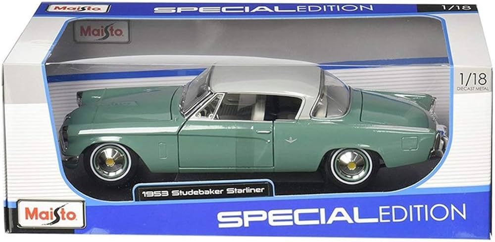 Studebaker Starliner 1953 - 1/18 Maisto