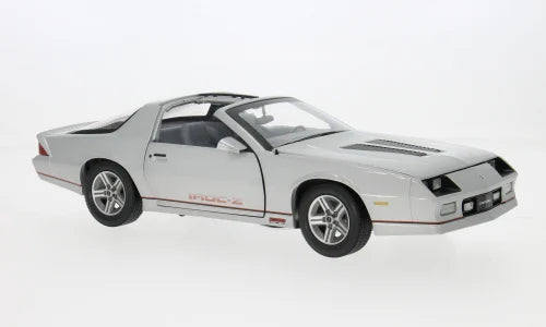 Chevrolet Camaro IROC-Z silver 1985 - 1/18 Sun Star