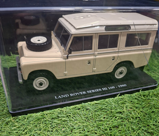 Land Rover Series III 109 - 1980 - 1/24 Altaya