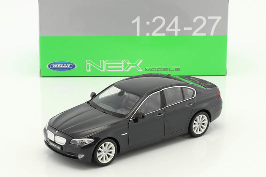 BMW 535i F10 gri inchis - 1/24 Welly