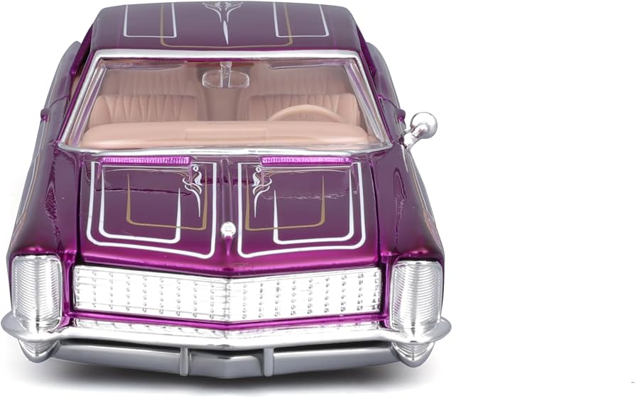 Buick Riviera 1965 - 1/26 Maisto Design