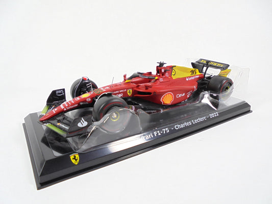 Formula 1 Ferrari F1-75 Charles Leclerc 2022 #16 cu vitrina - 1/24 Altaya