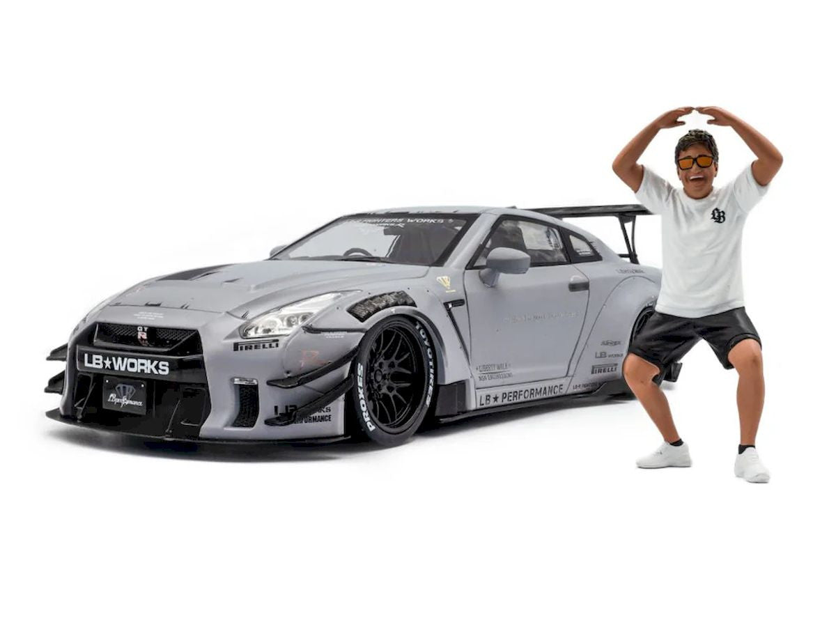 Nissan GT-R R35 LBWK Bodykit type 2.0 cu figurina - 1/18 Solido