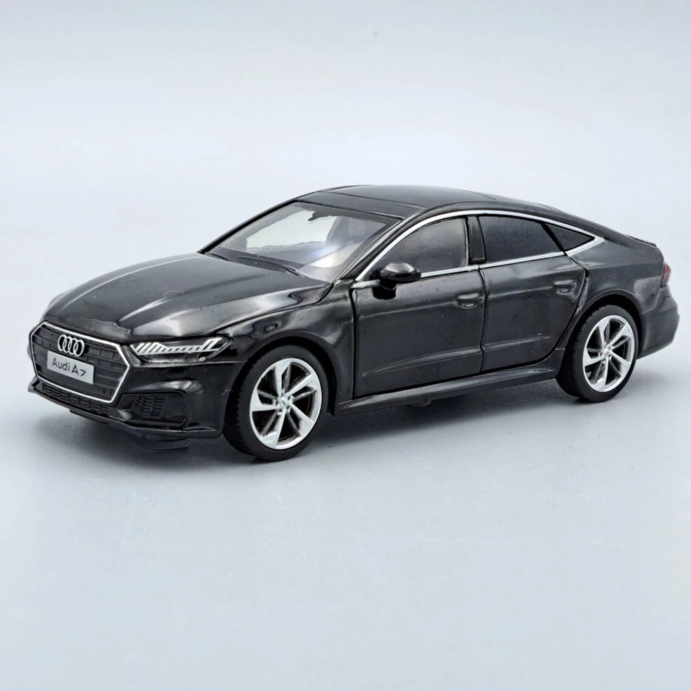 Audi A7 negru - 1/32 Tayumo