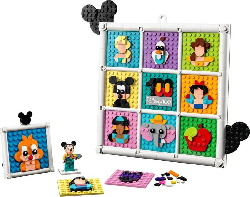 LEGO Disney 43221 - 100 de ani de figuri emblematice de animatie Disney (1022 piese)