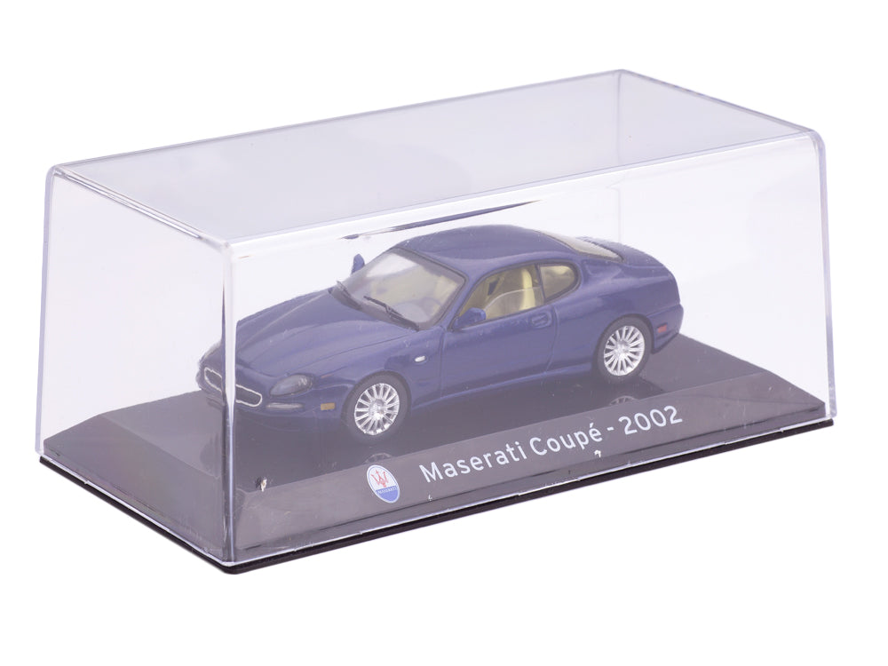 Maserati Coupe 2002 cu vitrina plexiglass - 1/43 Altaya