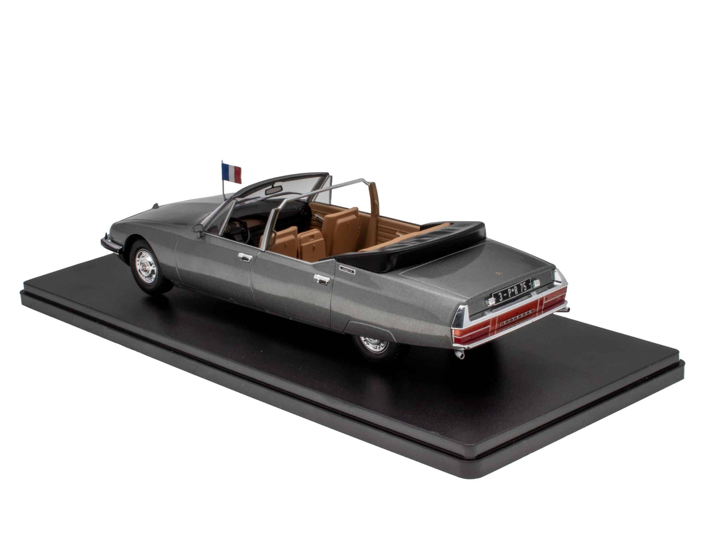 Citroen SM Presidentielle cabriolet 1972 gri - 1/24 Edicola