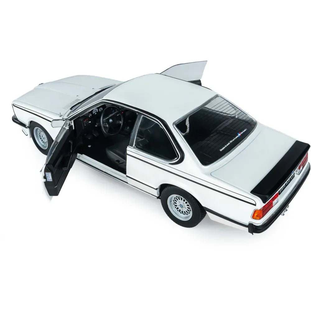 BMW 635 CSi alb 1984 - 1/18 Solido