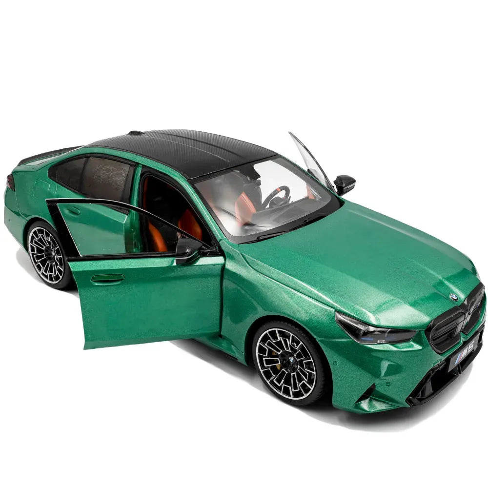 BMW M5 2025 verde - 1/18 Solido