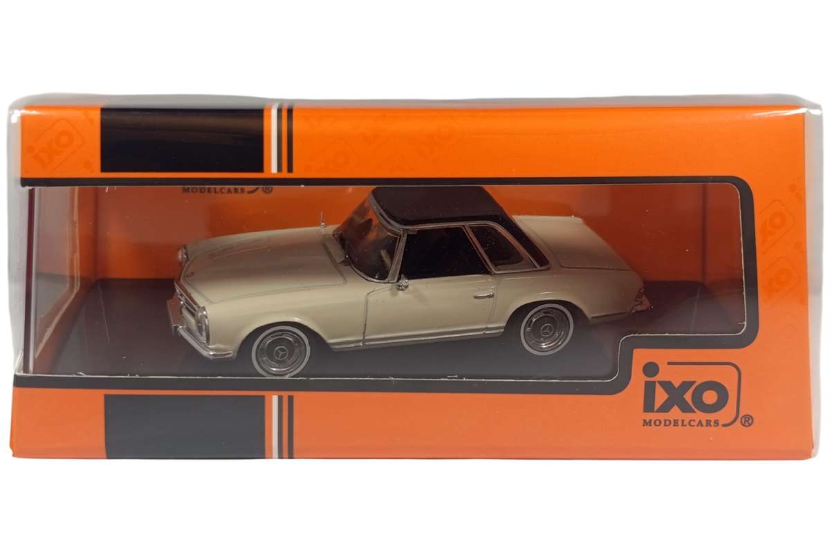 Mercedes-Benz 230 SL W113 hardtop 1964 cu vitrina plexiglass - 1/43 Ixo Modelcars