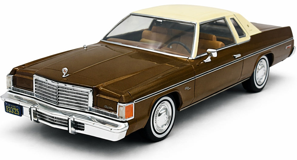 Dodge Royal Monaco - 1/24 Whitebox