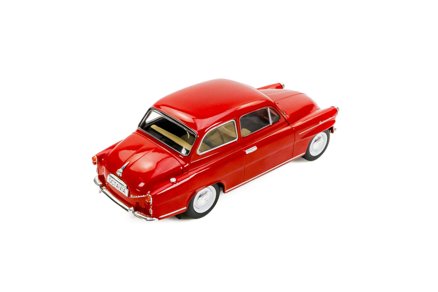 Skoda Octavia Super - 1/24 Whitebox