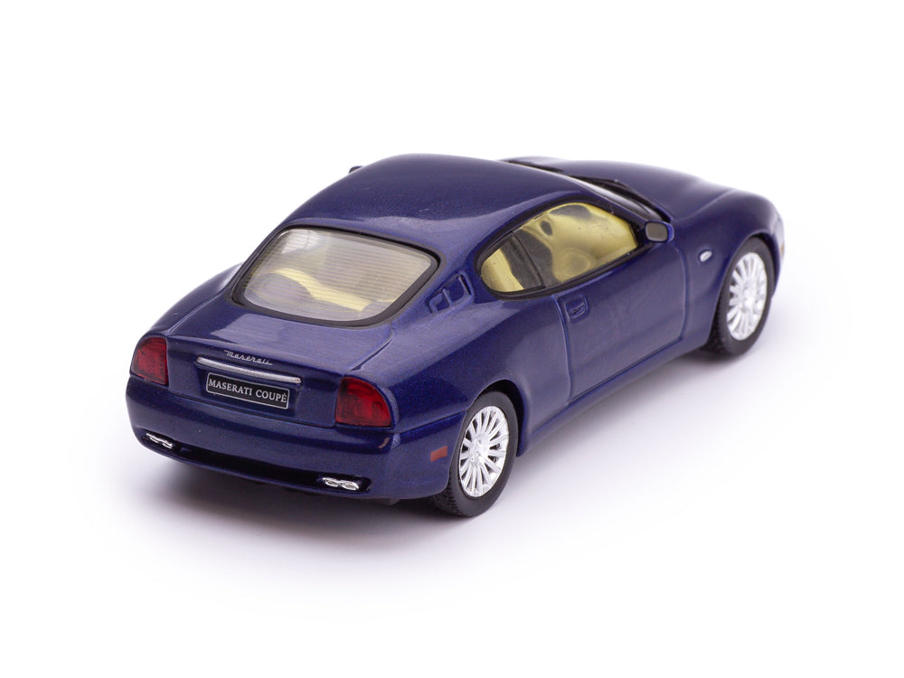 Maserati Coupe 2002 cu vitrina plexiglass - 1/43 Altaya