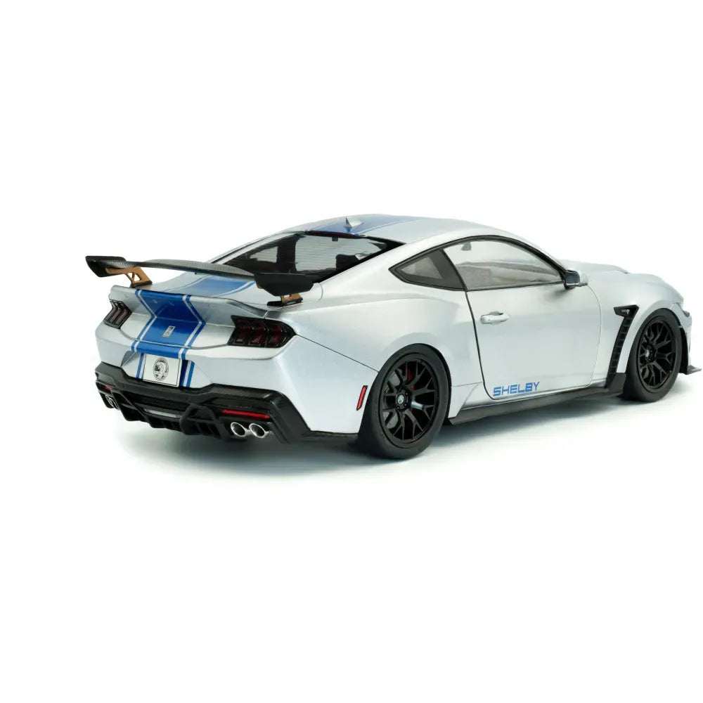 Ford Shelby Mustang Super Snake 2024 gri/albastru - 1/18 Solido