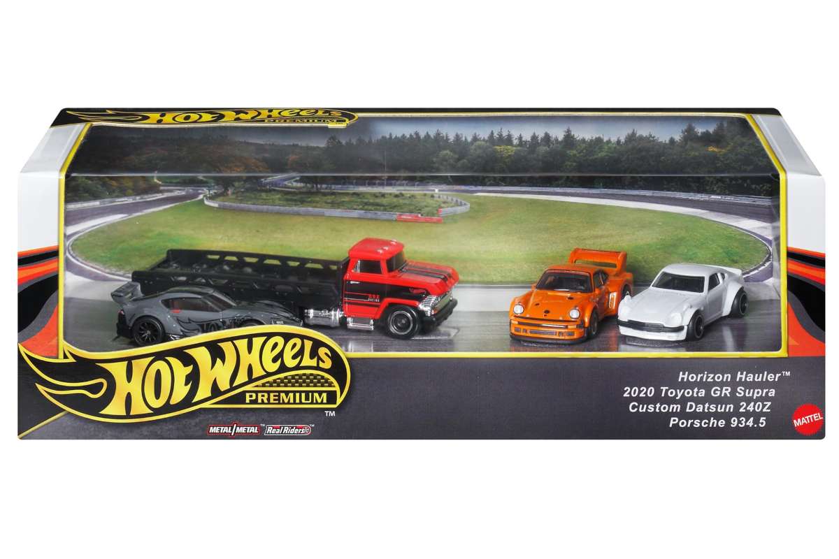 Set 4 masinute Horizon Hauler, Toyota GR Supra,Custom Datsun 240Z si Porsche 934.5 - 1/64 Hot Wheels Premium