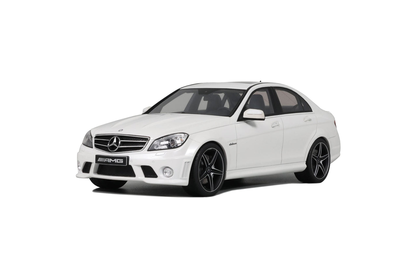 Mercedes-Benz C63 Amg diamond white - 1/18 GT-Spirit