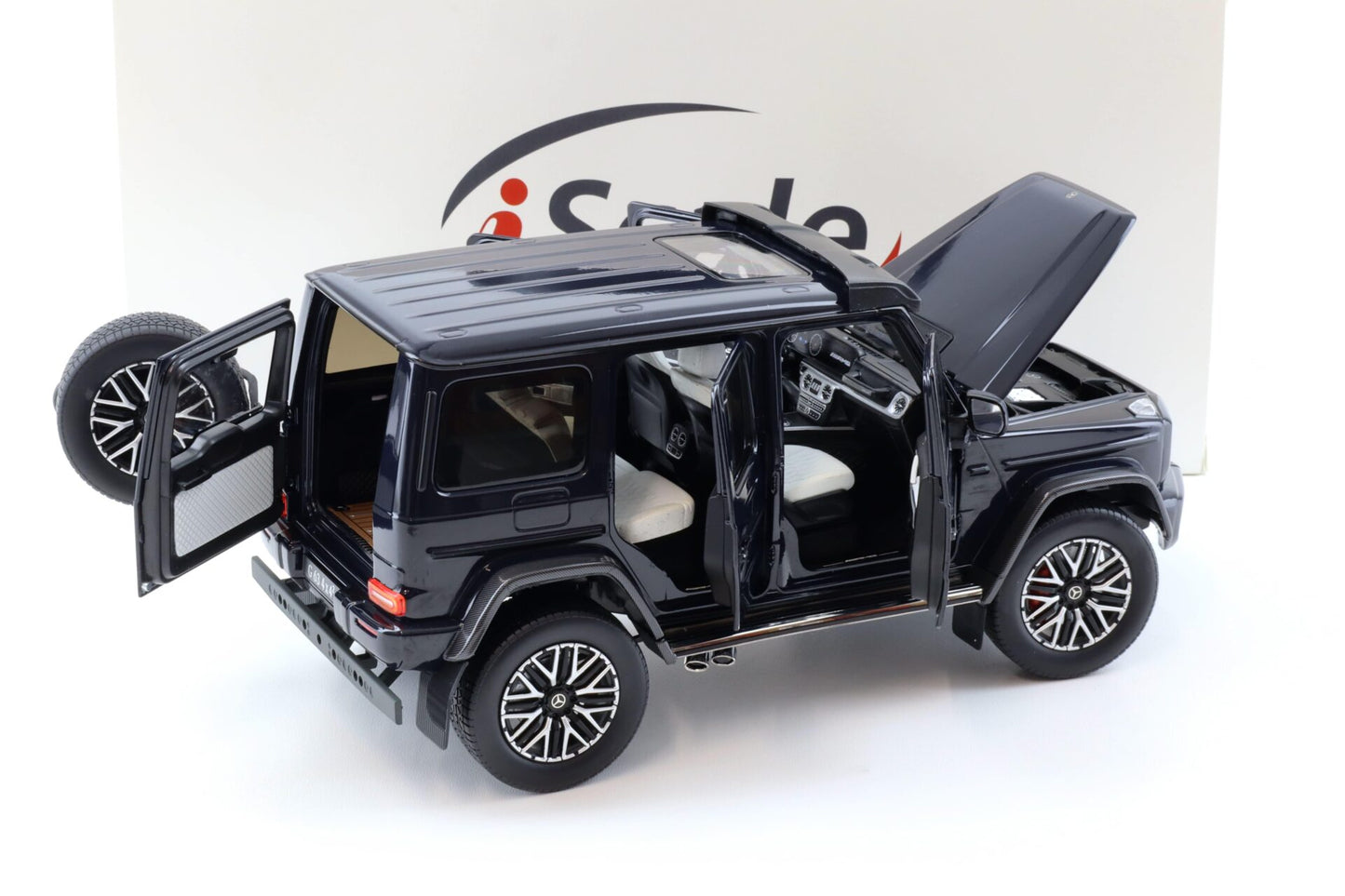 Mercedes-Benz AMG G63 W463 4x4 2022 bleumarin - 1/18 iScale
