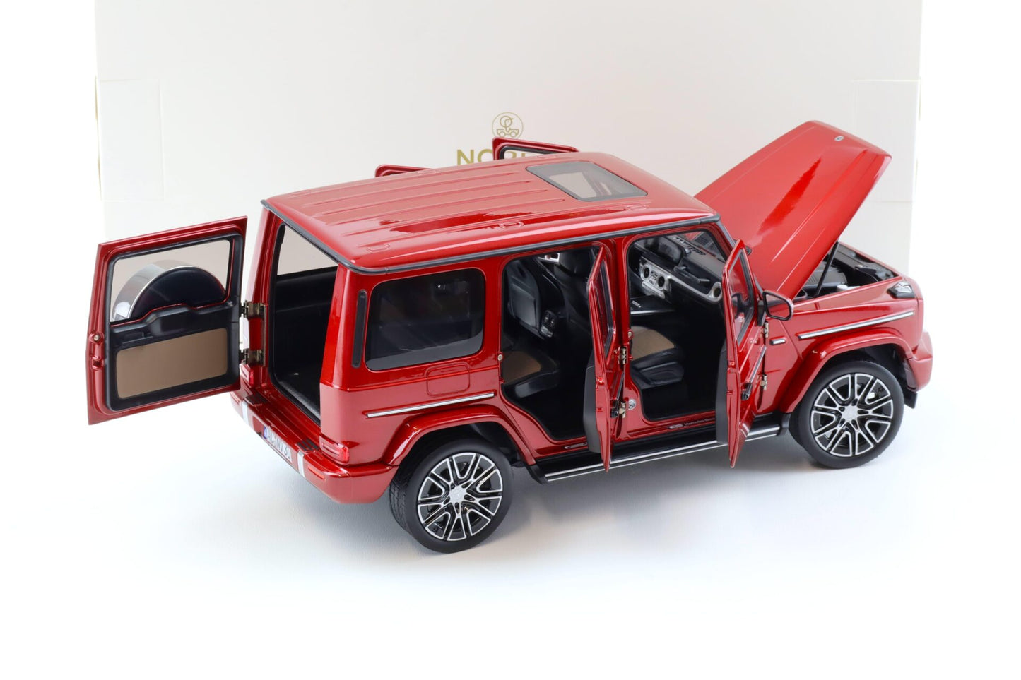 Mercedes-Benz G-Class 2024 rosu - 1/18 Norev