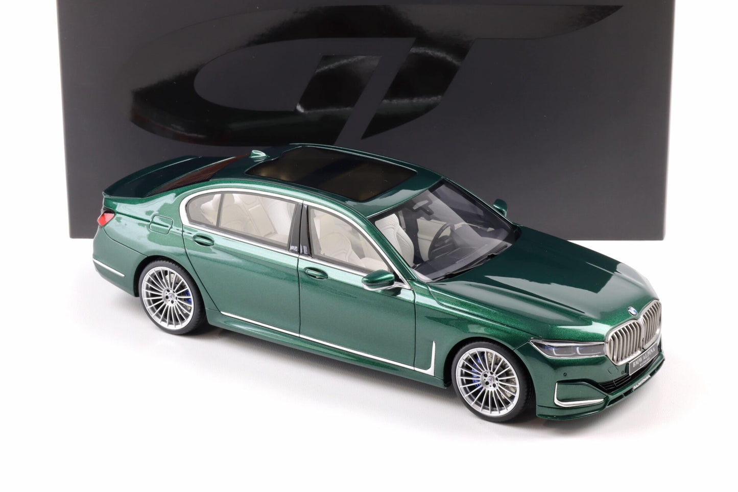 BMW Alpina B7 Saloon verde - 1/18 GT-Spirit