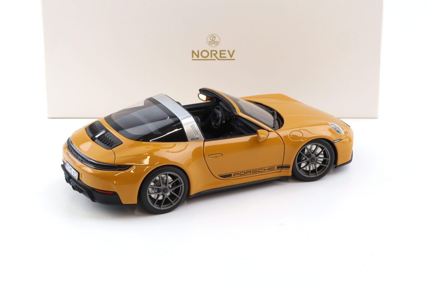 Porsche 911 Targa 2024 bahamayellow - 1/18 Norev